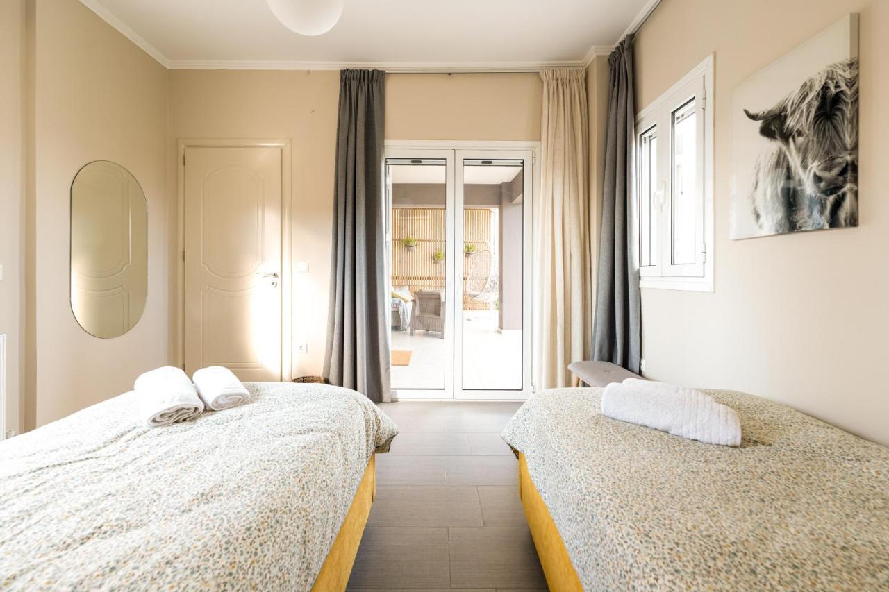 Meltemi Beach House - A Seaside Luxury Maisonnette Dhiyeliotika Exterior foto